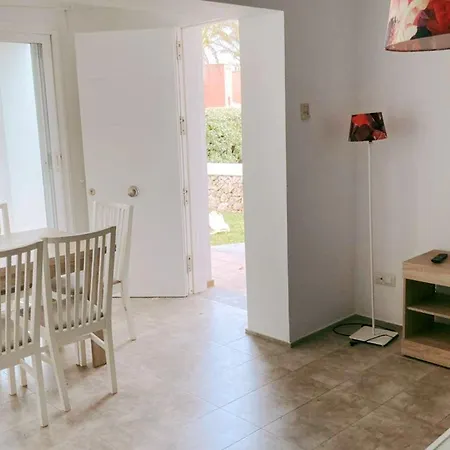 Caleta De Mar - Bajo Con Terraza, Piscina Y Padel Apartamento