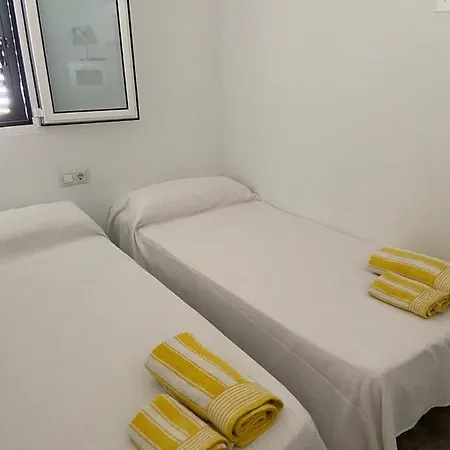 Caleta De Mar - Bajo Con Terraza, Piscina Y Padel Appartement Sa Caleta